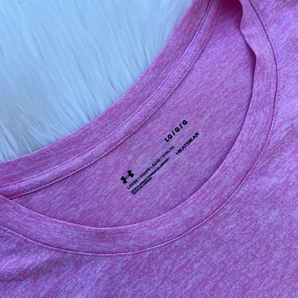 Under Armour pink heat gear logo tee - Picture 2 of 4
